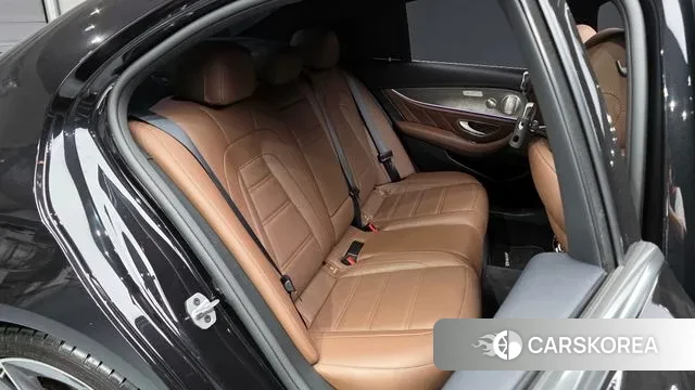 Mercedes-Benz E-Class W213 2021 Черный из Кореи, фото 3