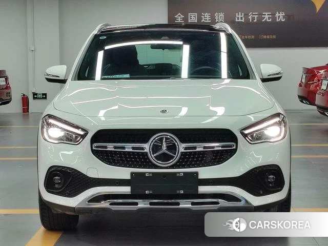Mercedes-Benz GLA 2024 Белый из Китая, фото 3