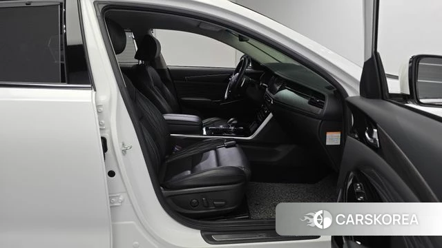 Kia K7 Premier Hybrid 2020 Белый из Кореи, фото 3