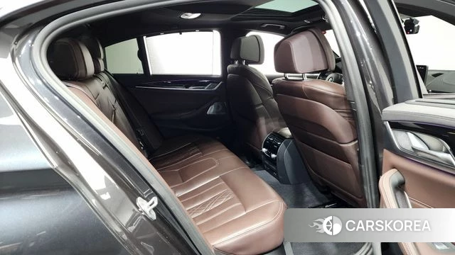 BMW 5 Series (G30) 2022 Серый из Кореи, фото 3