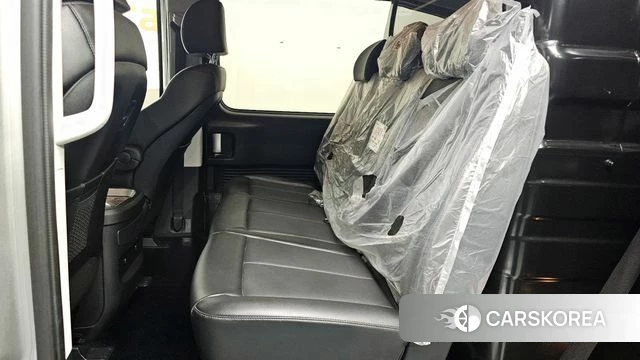 Hyundai Staria 2022 Серебряный из Кореи, фото 3