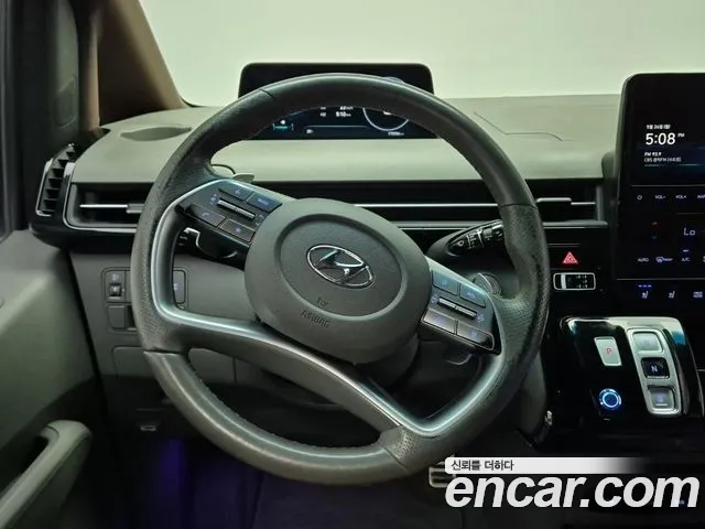 Hyundai Staria 2023 Белый из Кореи, фото 3