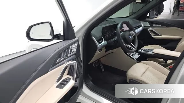 BMW X1 (U11) 2024 Белый из Кореи, фото 3