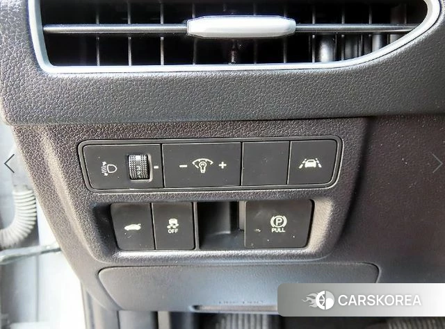 Hyundai Sonata (DN8) 2019 Серебристо-серый из Кореи, фото 3