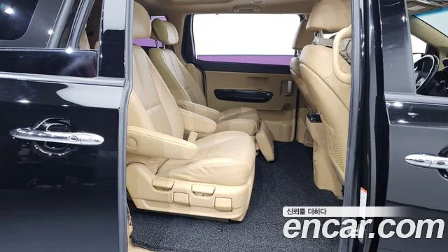 Kia The New Carnival 2019 Черный из Кореи, фото 3