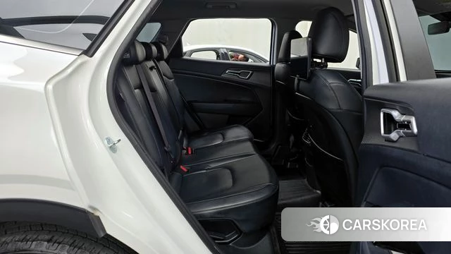 Kia Sportage 5th Generation 2024 Белый из Кореи, фото 3