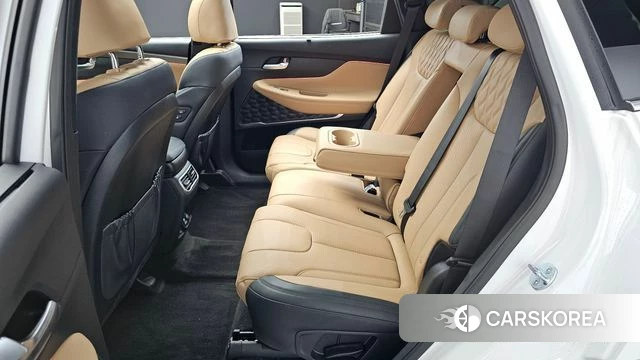 Hyundai The New Santa Fe 2023 Белый из Кореи, фото 3