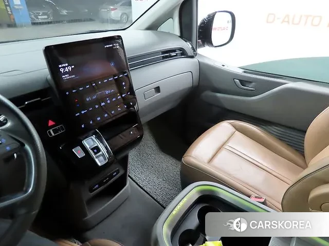 Hyundai Staria 2021 Серый из Кореи, фото 3