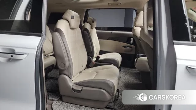 Kia Carnival 4th generation 2023 Белый из Кореи, фото 3