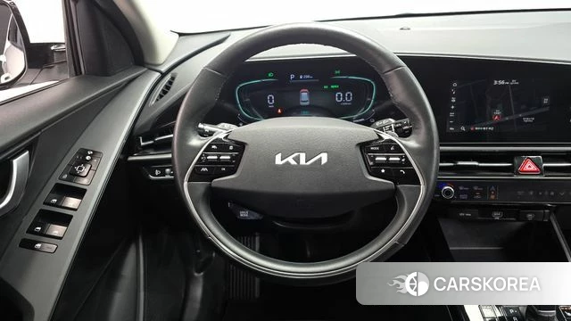 Kia Di Ol Nu Niro 2022 Белый из Кореи, фото 3