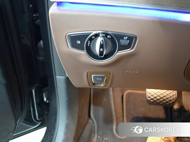 Mercedes-Benz E-Class W213 2021 Черный из Кореи, фото 3