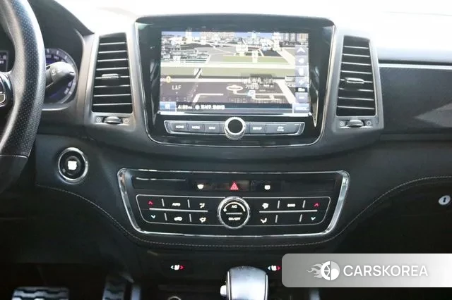 Ssangyong The New Rexton Sports Cannes 2021 Темно-зеленый из Кореи, фото 3