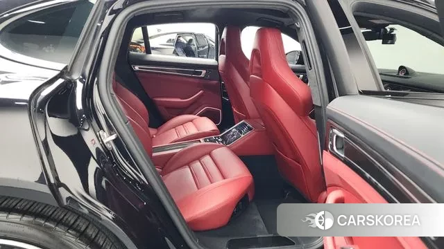 Porsche Panamera (971) 2023 Черный из Кореи, фото 3