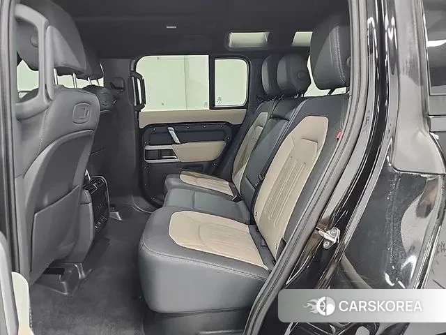 Land Rover Defender (L663) 2021 Черный из Кореи, фото 3