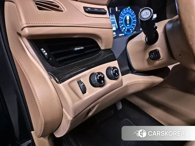 Cadillac Escalade 2019 Черный из Кореи, фото 3