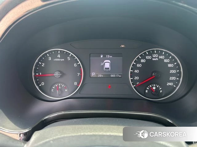 Kia Seltos 2021 Белый из Кореи, фото 3