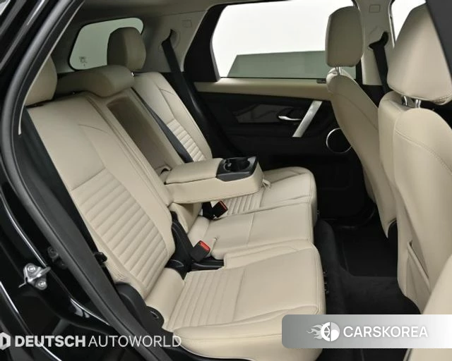 Land Rover Discovery Sports 2nd Generation 2024 Черный из Кореи, фото 3