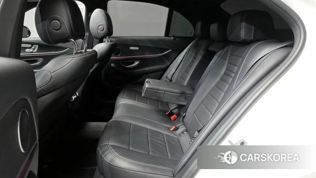 Mercedes-Benz E-Class W213 2021 Белый из Кореи, фото 3