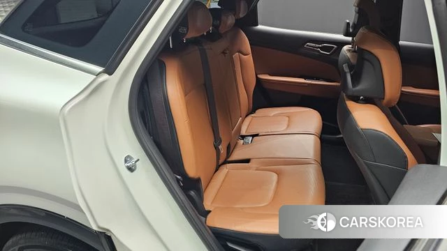 Kia Sportage 5th Generation 2023 Белый из Кореи, фото 3