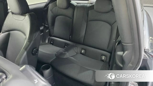 Mini Cooper Electric 2023 Черный из Кореи, фото 3