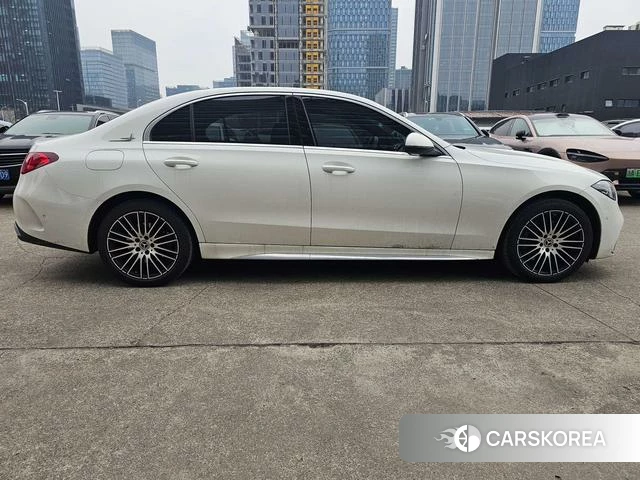 Mercedes-Benz Class C 2024 Белый из Китая, фото 3
