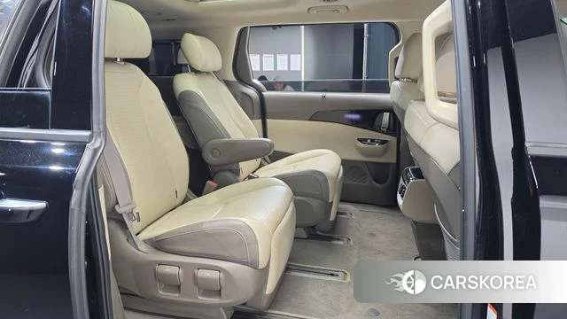 Kia Carnival 4th generation 2022 Черный из Кореи, фото 3