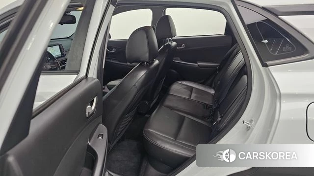 Hyundai Kona 2018 Белый из Кореи, фото 3