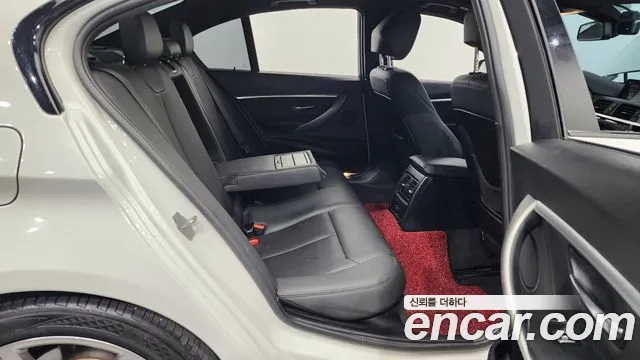 BMW 3 Series (F30) 2018 Белый из Кореи, фото 3