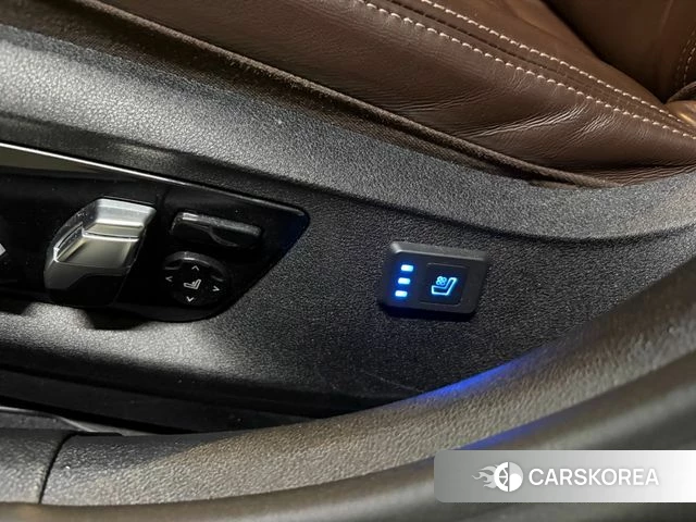 BMW 5 Series (G30) 2020 Белый из Кореи, фото 3