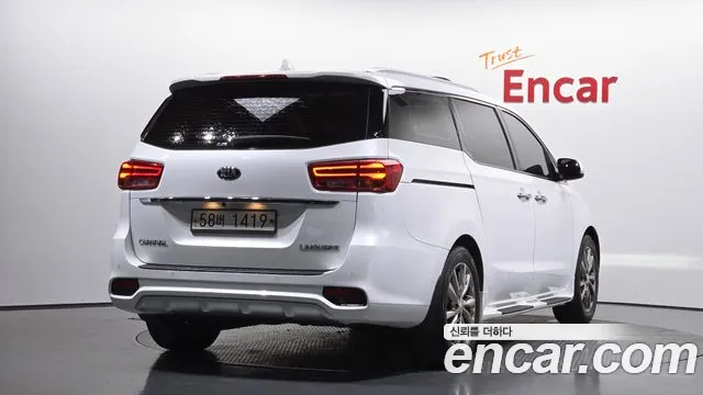 Kia The New Carnival 2018 Белый из Кореи, фото 3