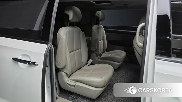 Kia The New Carnival 2019 Белый из Кореи, фото 3