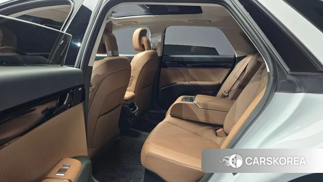 Hyundai Grandeur Hybrid (GN7) 2024 Белый из Кореи, фото 3
