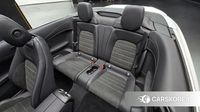 Mercedes-Benz C-Class W205 2023 Белый из Кореи, фото 3