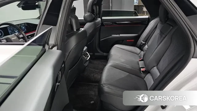 Hyundai Grandeur Hybrid (GN7) 2024 Белый из Кореи, фото 3