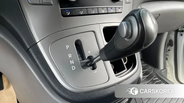 Hyundai The New Grand Starex 2018 Белый из Кореи, фото 3