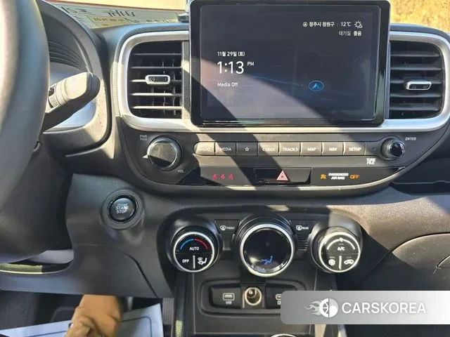 Hyundai Venue 2023 Белый из Кореи, фото 3