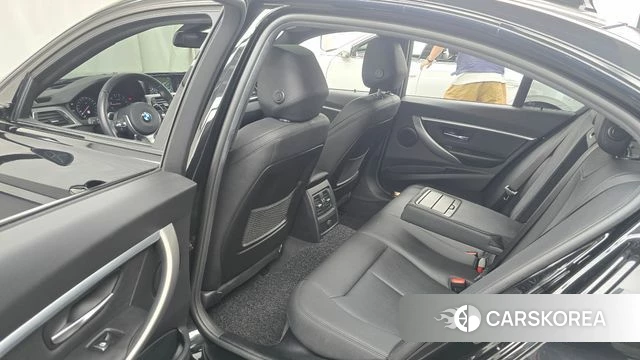 BMW 3 Series (F30) 2018 Черный из Кореи, фото 3