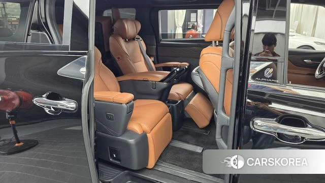 Toyota Alphard 4th Generation 2024 Черный из Кореи, фото 3