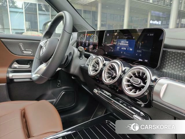 Mercedes-Benz GLB 2025 Белый из Китая, фото 3