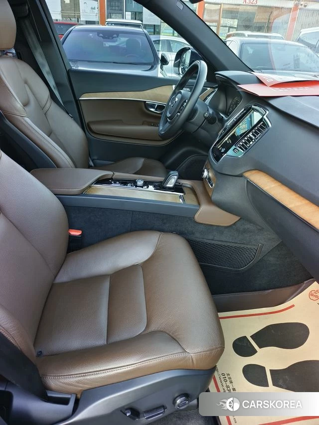 Volvo XC90 2021 Черный из Китая, фото 3