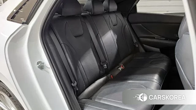 Hyundai Avante (CN7) 2021 Белый из Кореи, фото 3