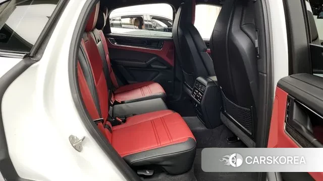 Porsche Cayenne (PO536) 2024 Белый из Кореи, фото 3