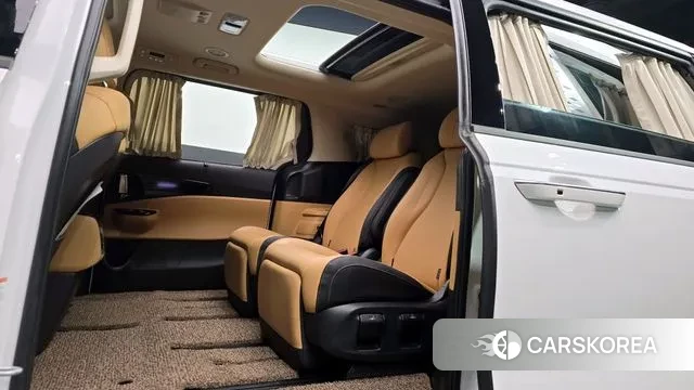 Kia Carnival 4th generation 2023 Белый из Кореи, фото 3