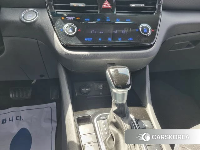 Hyundai The New Ionic Hybrid 2020 Белый из Кореи, фото 3