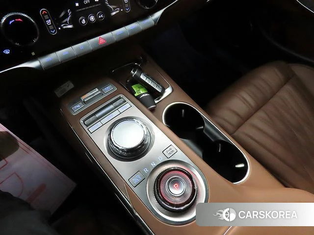 Genesis GV70 2022 Белый из Кореи, фото 3