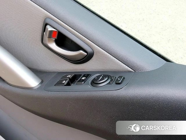 Hyundai The New Grand Starex 2021 Желтый из Кореи, фото 3