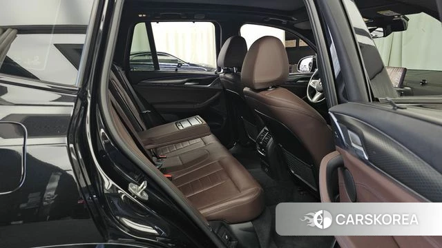 BMW X3 (G01) 2023 Черный из Кореи, фото 3