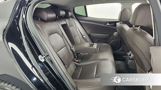 Kia Stinger 2018 Черный из Кореи, фото 3