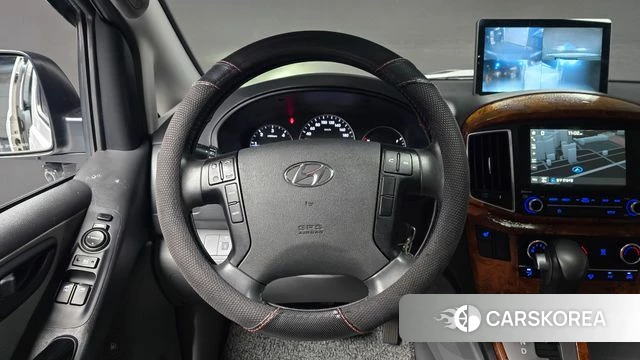 Hyundai The New Grand Starex 2018 Белый из Кореи, фото 3