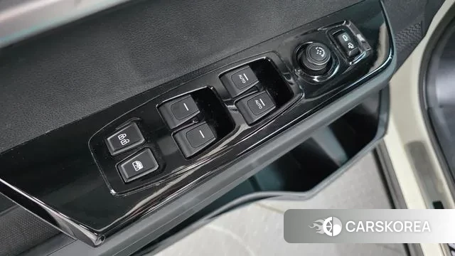 Ssangyong Torres EVX 2024 Белый из Кореи, фото 3